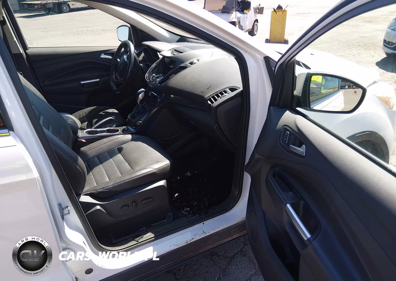 2016 Ford Escape Titanium VIN:1FMCU9J9XGUB02276 - 5