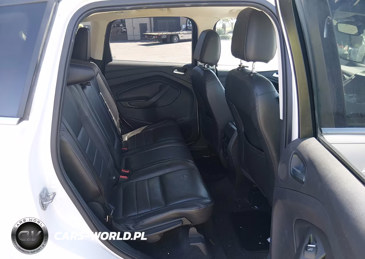 2016 Ford Escape Titanium VIN:1FMCU9J9XGUB02276 - 8