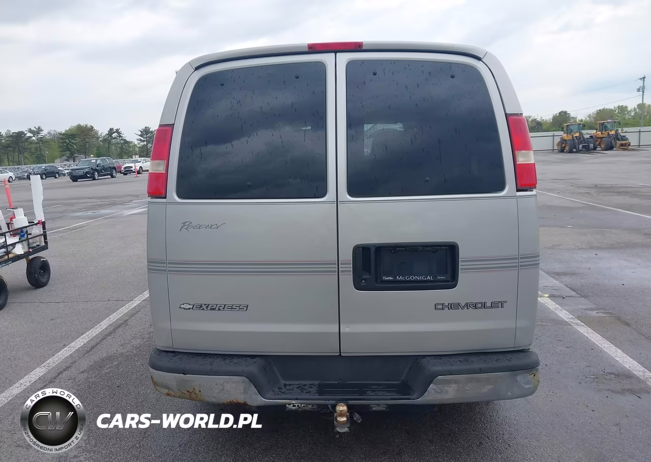 2005 Chevrolet Express Upfitter VIN:1GBFG15T151261884 - 15