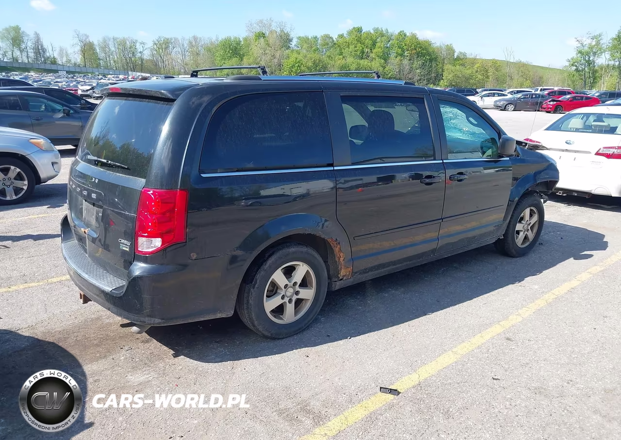 2011 Dodge Grand Caravan Crew VIN:2D4RN5DG6BR699742 - 4