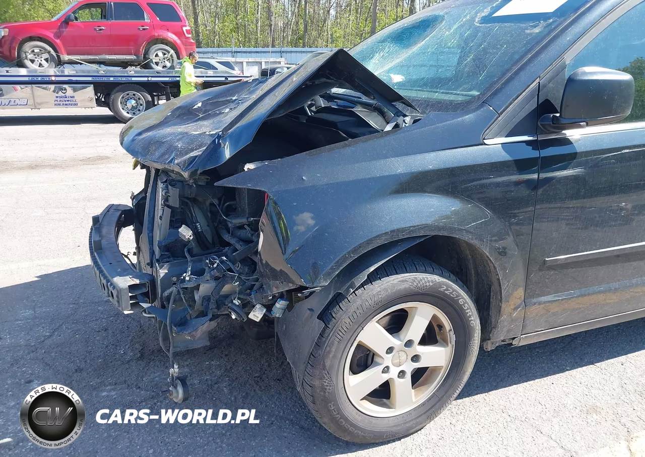 2011 Dodge Grand Caravan Crew VIN:2D4RN5DG6BR699742 - 6