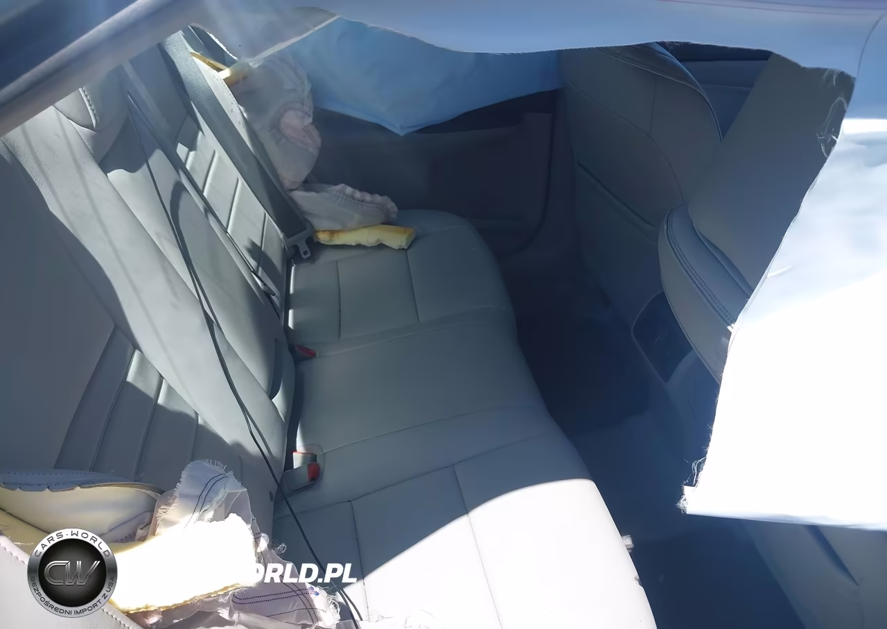 2016 Toyota Camry Xle VIN:4T1BF1FK2GU526070 - 8