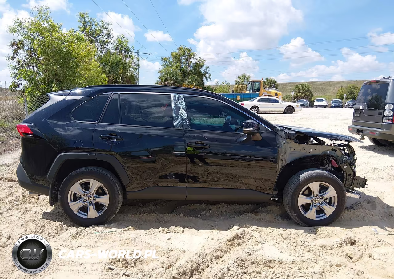 2025 Toyota Rav4 Xle VIN:2T3W1RFV7SC335318 - 14