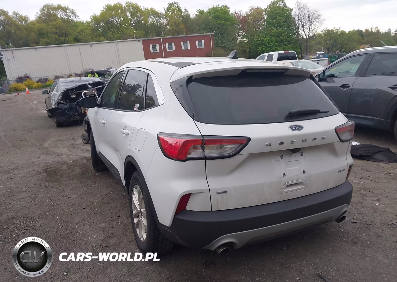 2022 Ford Escape Se VIN:1FMCU9G67NUB32569 - 3