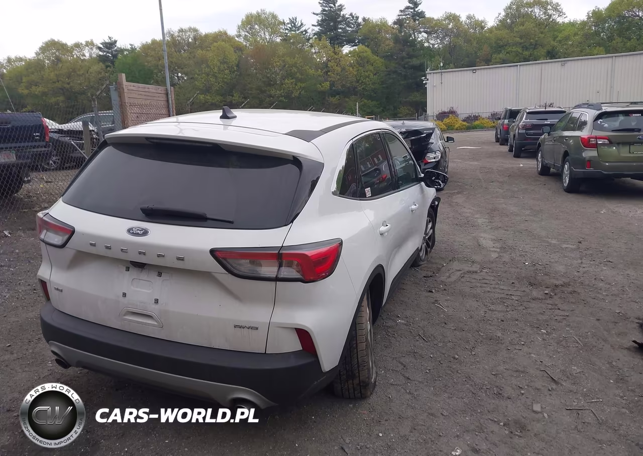 2022 Ford Escape Se VIN:1FMCU9G67NUB32569 - 4