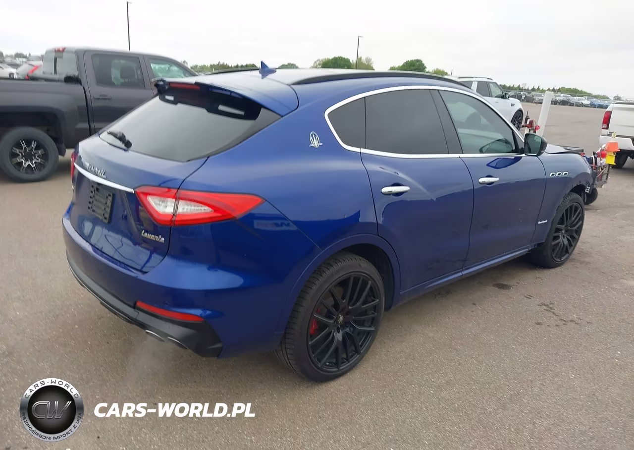 2019 Maserati Levante S Gransport VIN:ZN661YUSXKX318900 - 4