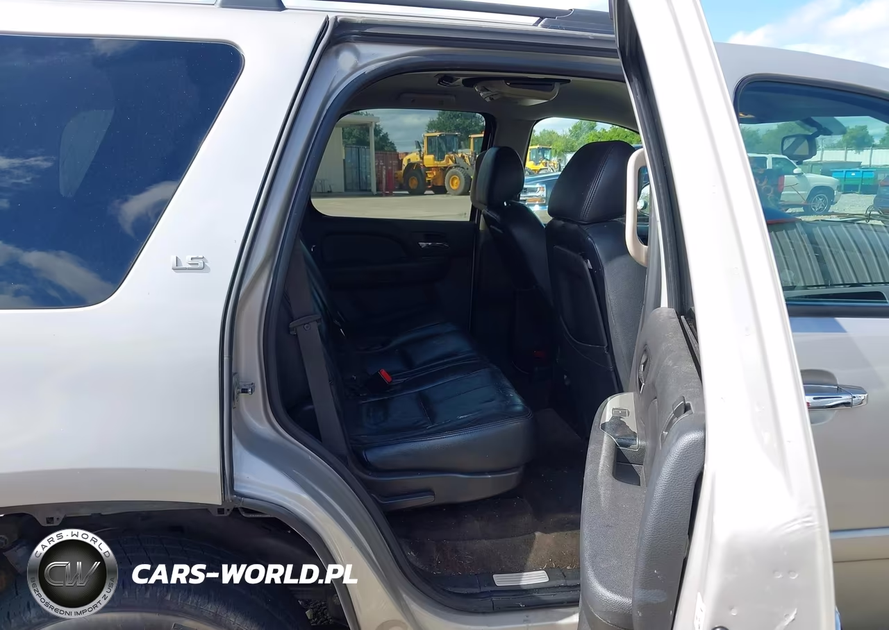 2009 Chevrolet Tahoe Ls VIN:1GNFC13C09R172705 - 8