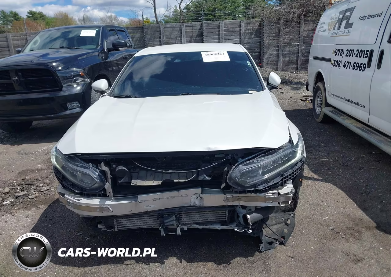 2018 Honda Accord Sport VIN:1HGCV1F39JA147856 - 13
