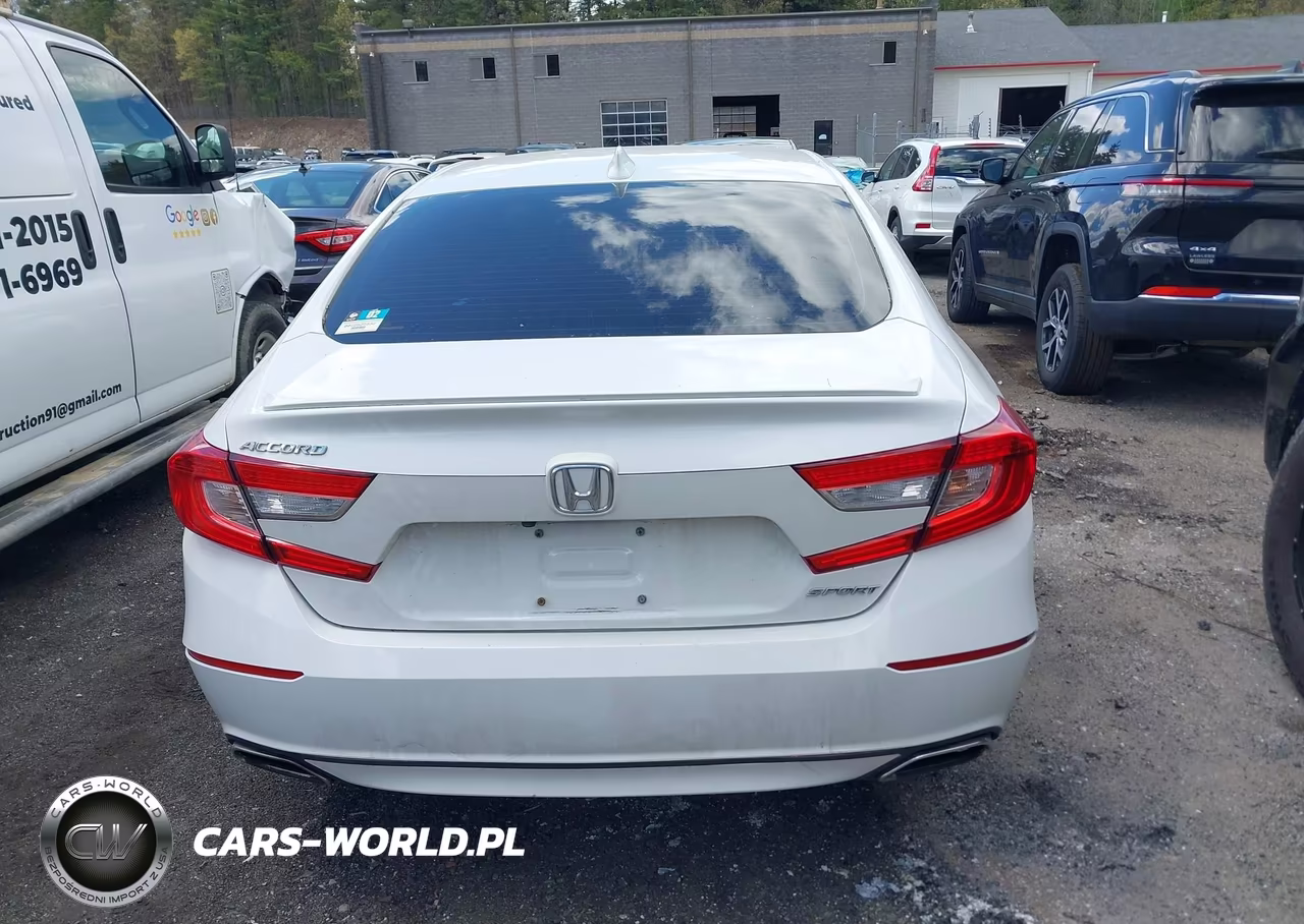 2018 Honda Accord Sport VIN:1HGCV1F39JA147856 - 17