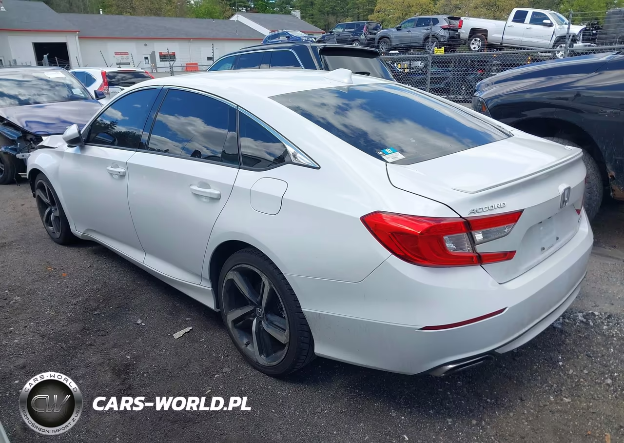 2018 Honda Accord Sport VIN:1HGCV1F39JA147856 - 3