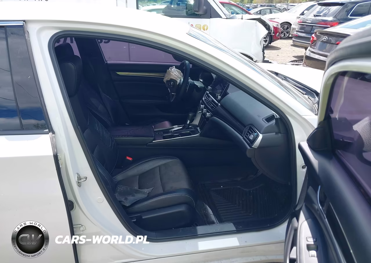 2018 Honda Accord Sport VIN:1HGCV1F39JA147856 - 5