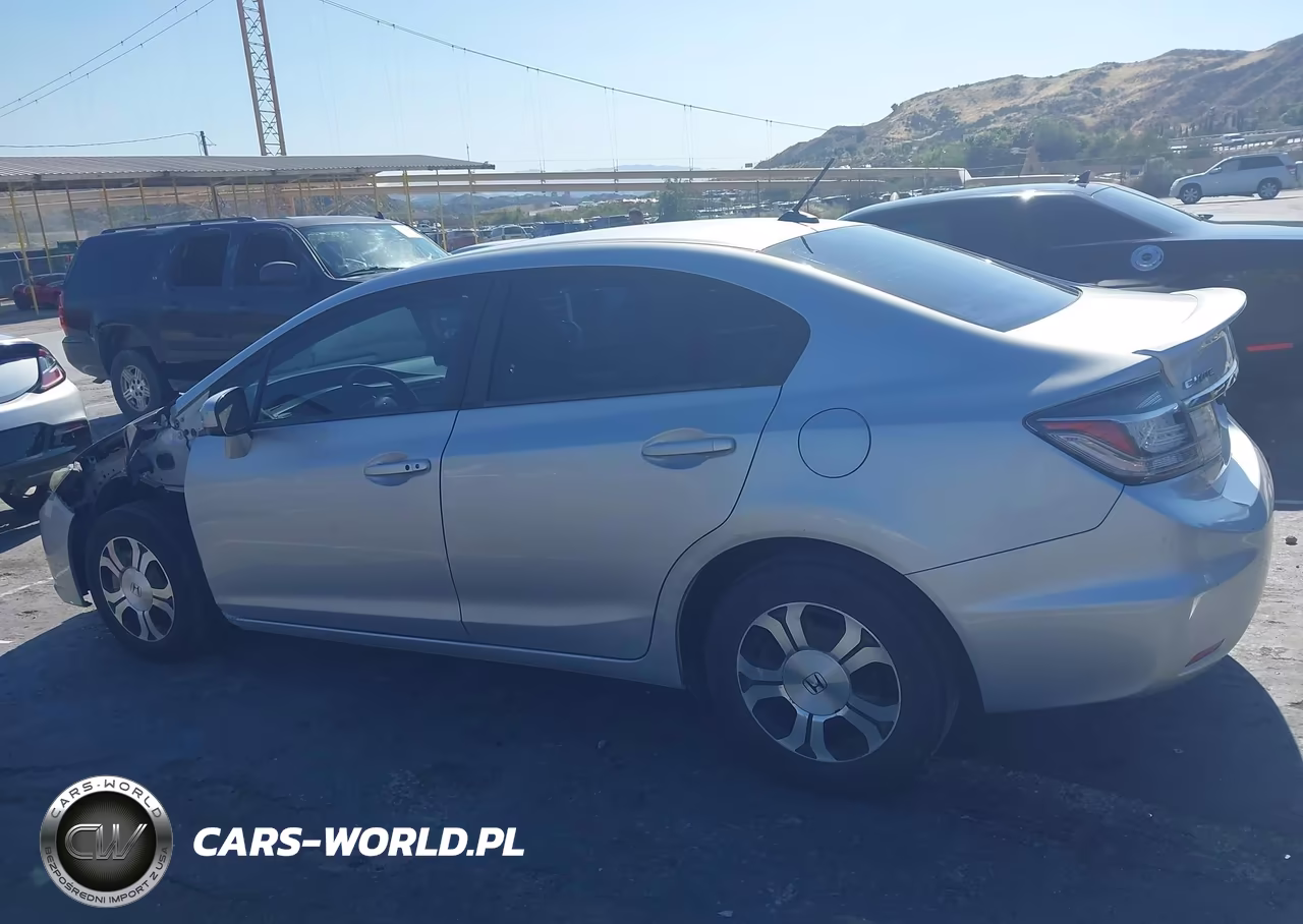 2015 Honda Civic Hybrid VIN:19XFB4F31FE201810 - 15