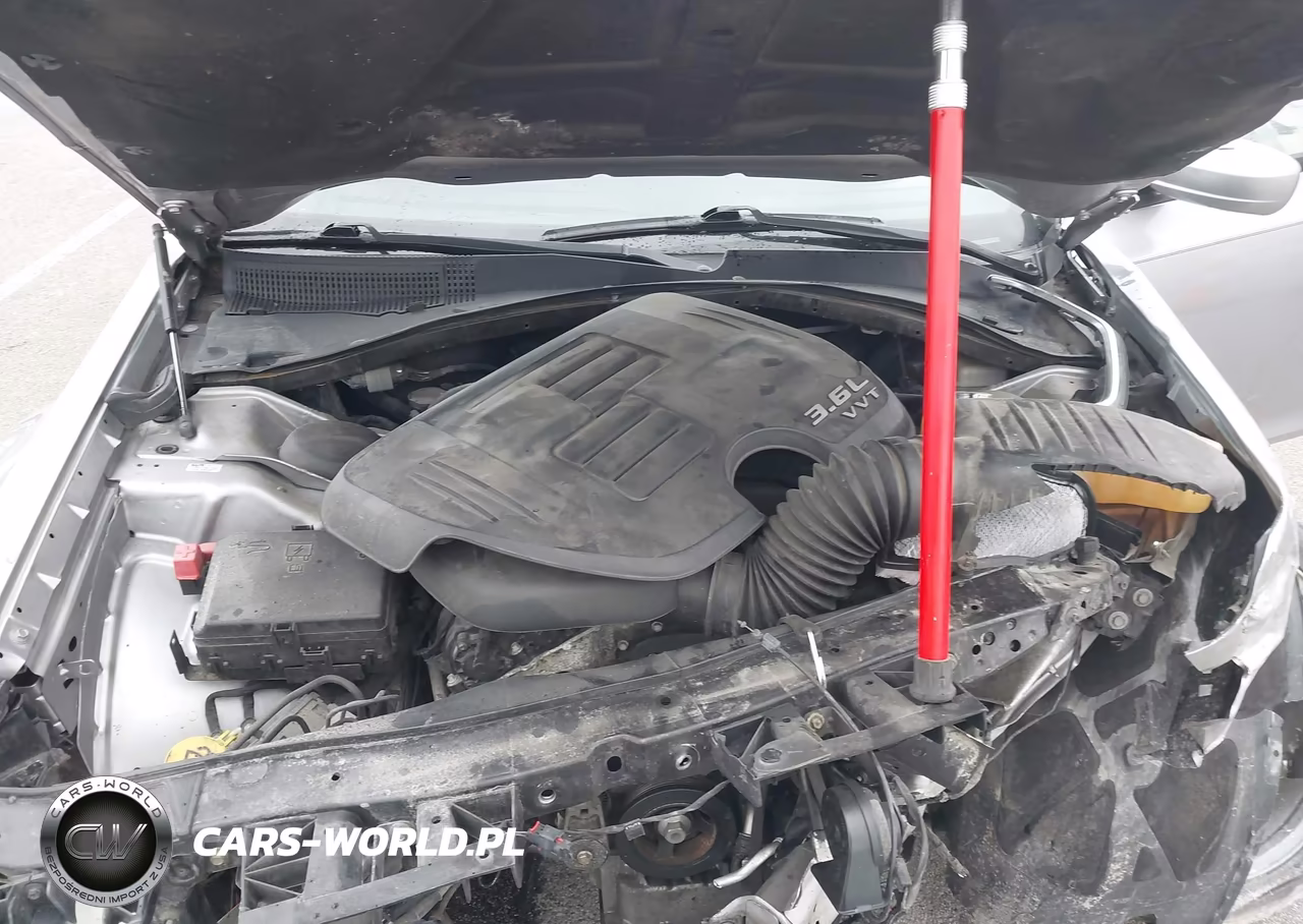 2014 Chrysler 300 VIN:2C3CCABG2EH222146 - 10