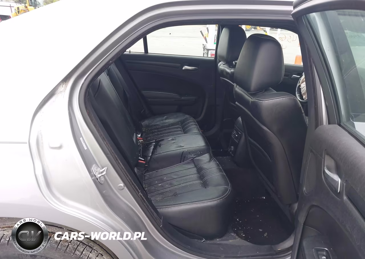 2014 Chrysler 300 VIN:2C3CCABG2EH222146 - 8
