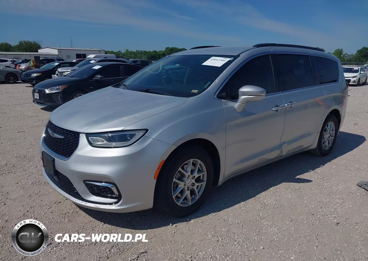 2022 Chrysler Pacifica Touring L VIN:2C4RC1BG8NR160638 - 2