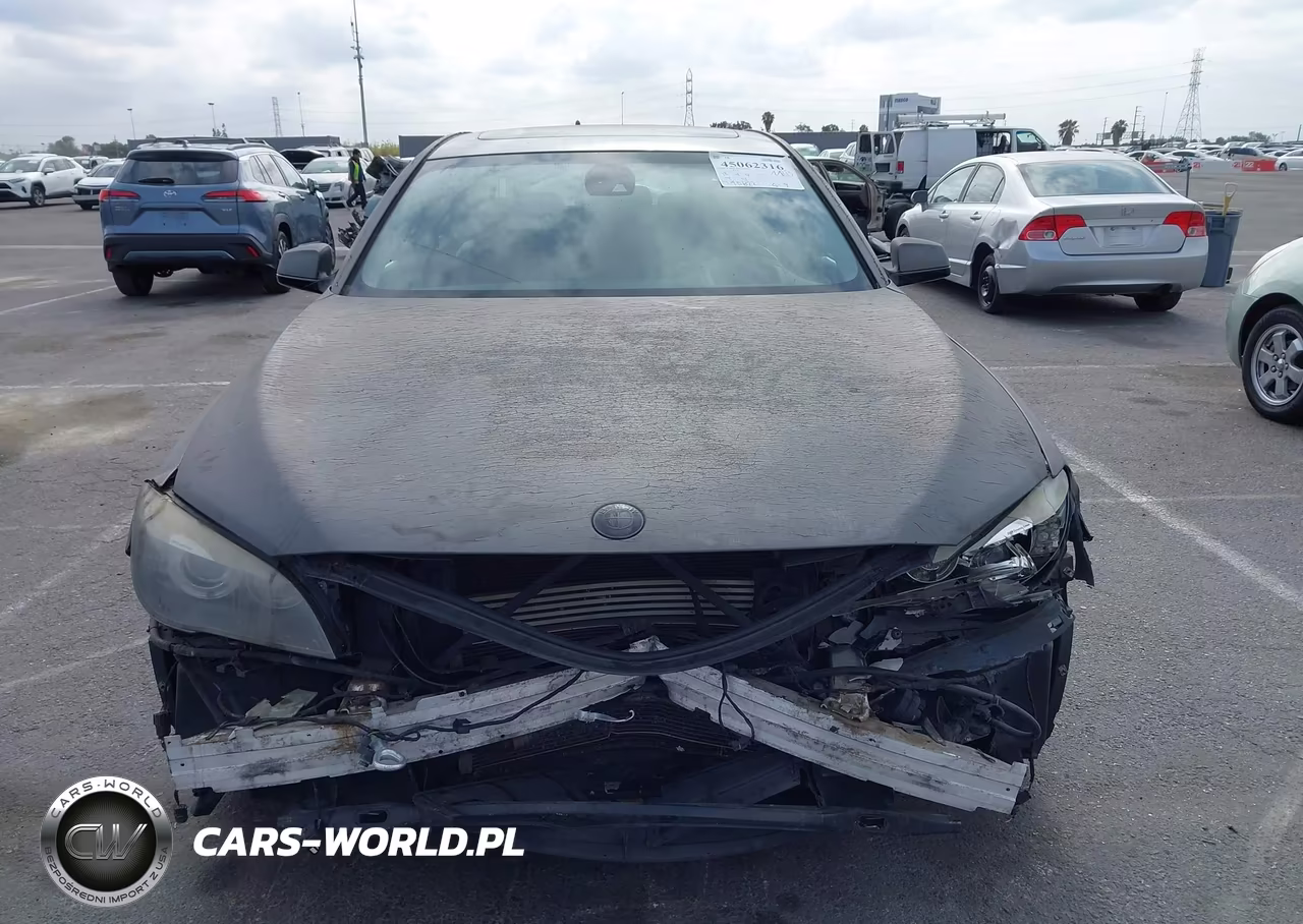 2010 BMW 750Li VIN:WBAKB8C54ACY63955 - 12