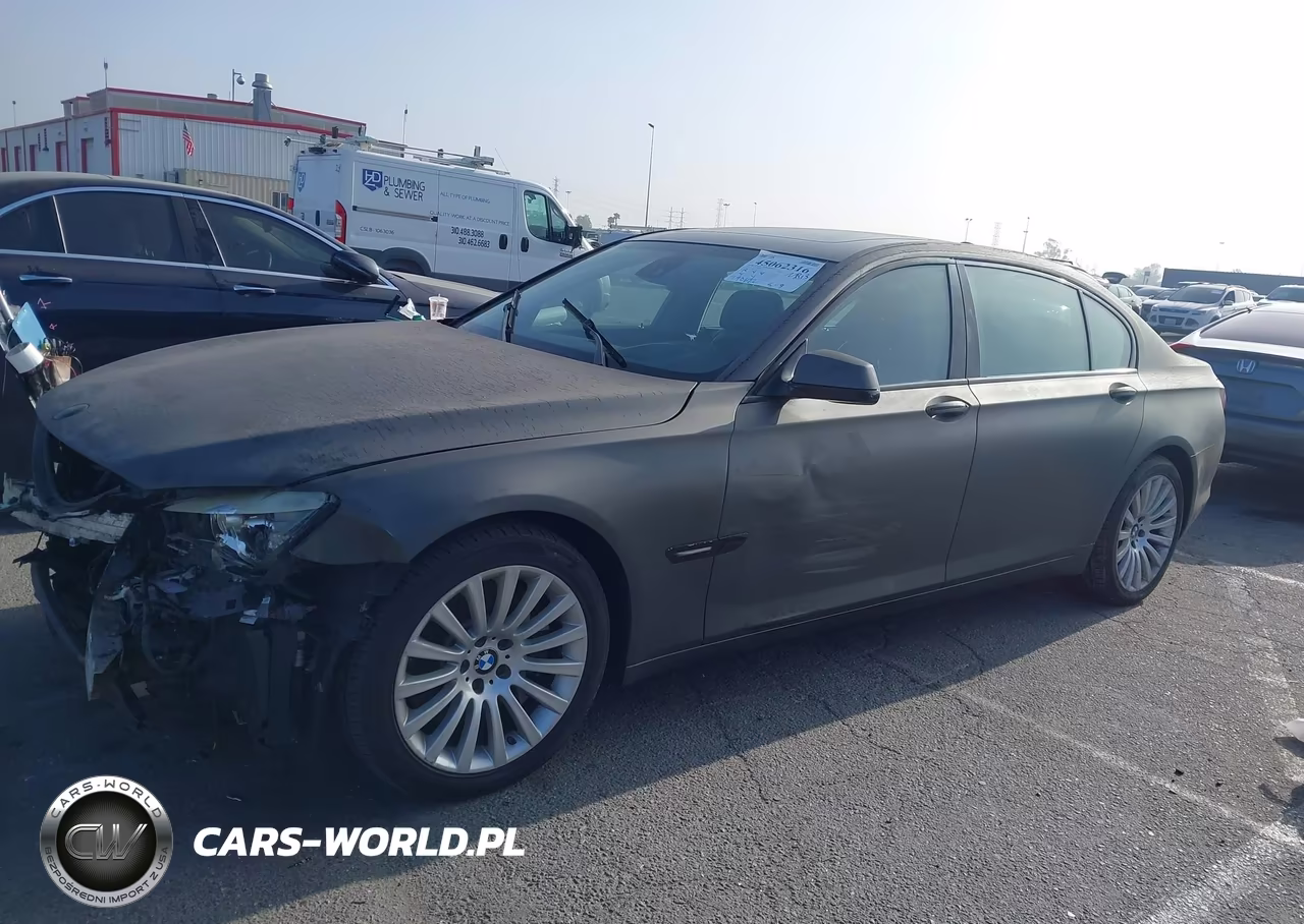 2010 BMW 750Li VIN:WBAKB8C54ACY63955 - 14