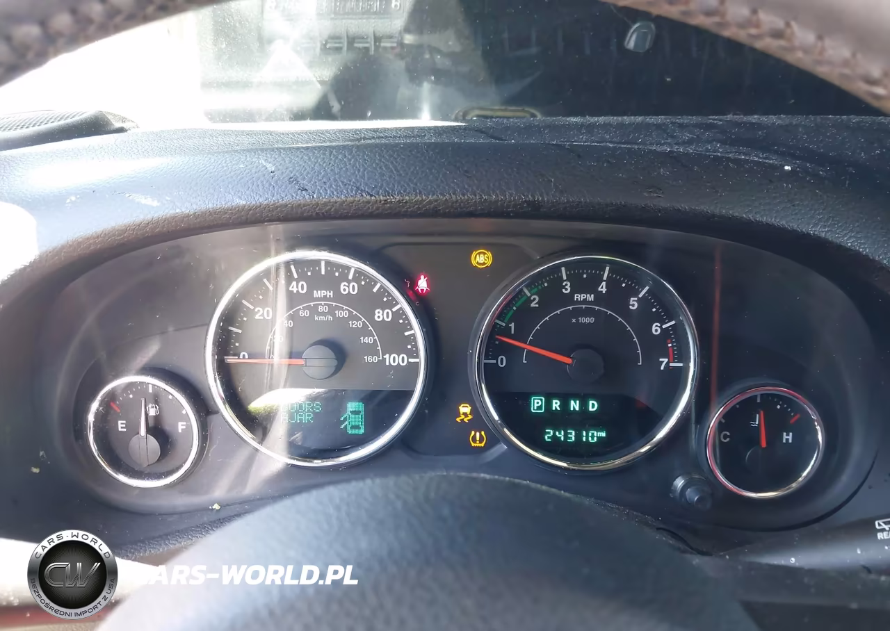 2016 Jeep Wrangler Unlimited Sport VIN:1C4BJWDG1GL303829 - 7