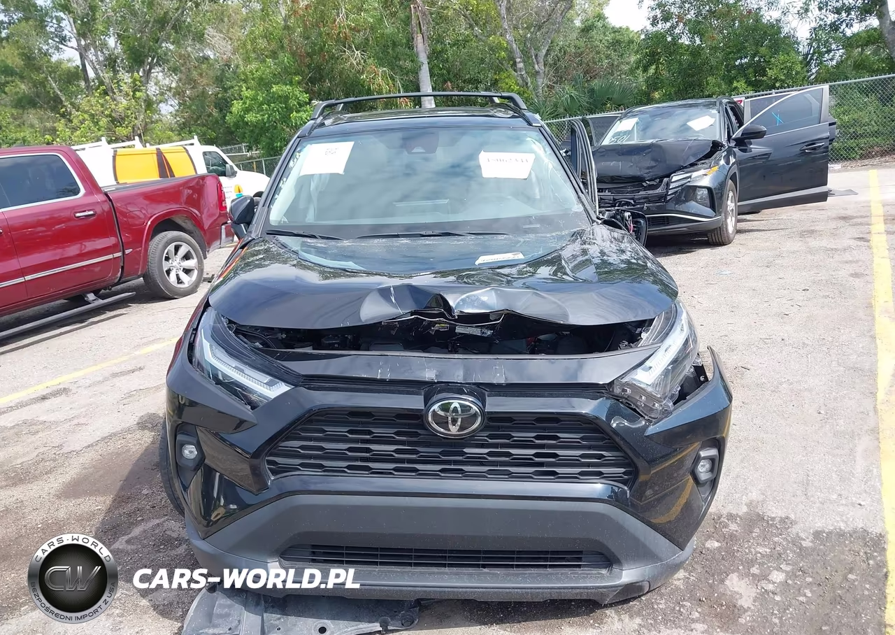 2024 Toyota Rav4 Xle Premium VIN:2T3C1RFV1RC284041 - 12