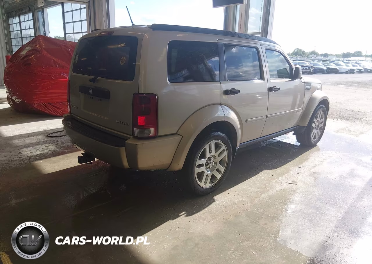 2010 Dodge Nitro Heat VIN:1D4PT4GK9AW171884 - 4