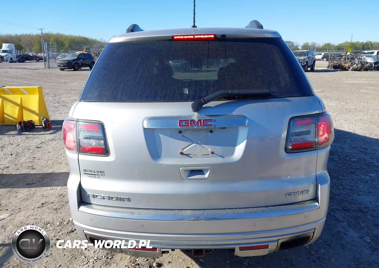 2015 GMC Acadia Denali VIN:1GKKVTKDXFJ167730 - 16