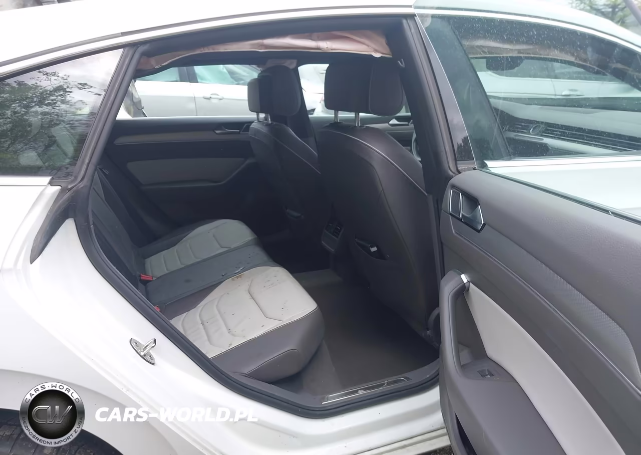 2019 Volkswagen Arteon 2.0T Sel R-Line VIN:WVWSR7AN1KE024573 - 8