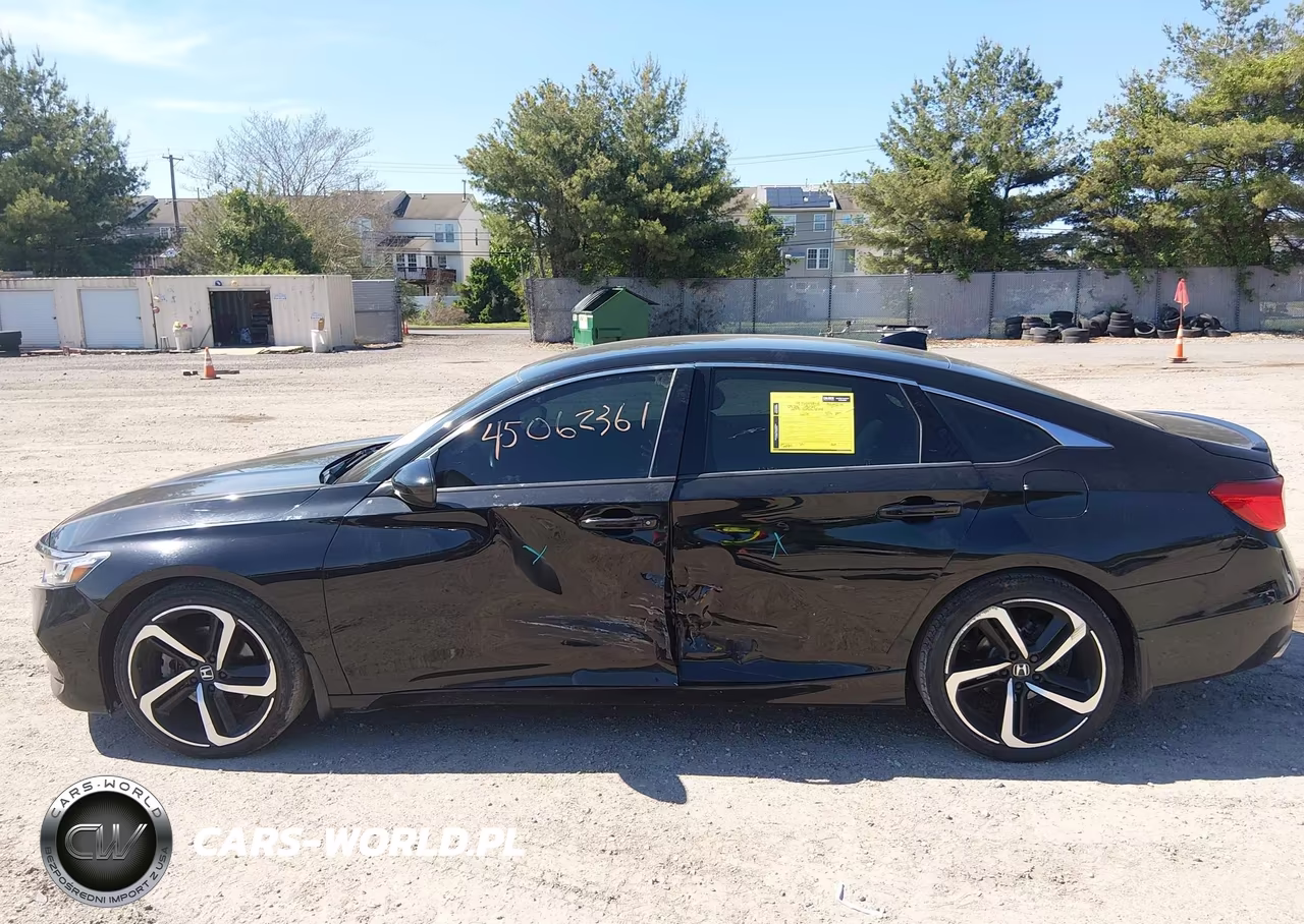 2018 Honda Accord Sport VIN:1HGCV1F34JA239599 - 13