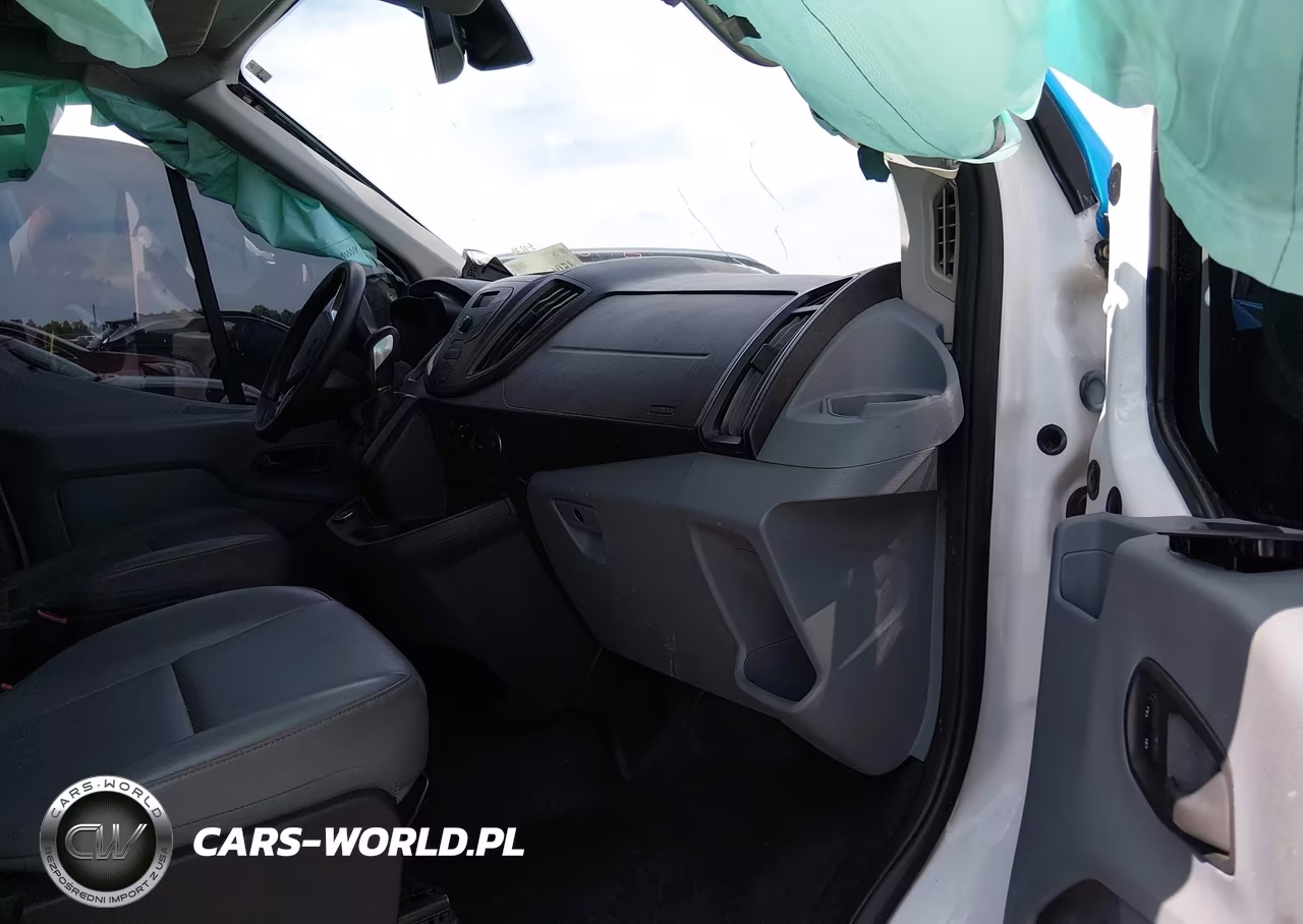 2019 Ford Transit-150 VIN:1FTYE1CM5KKA06151 - 5