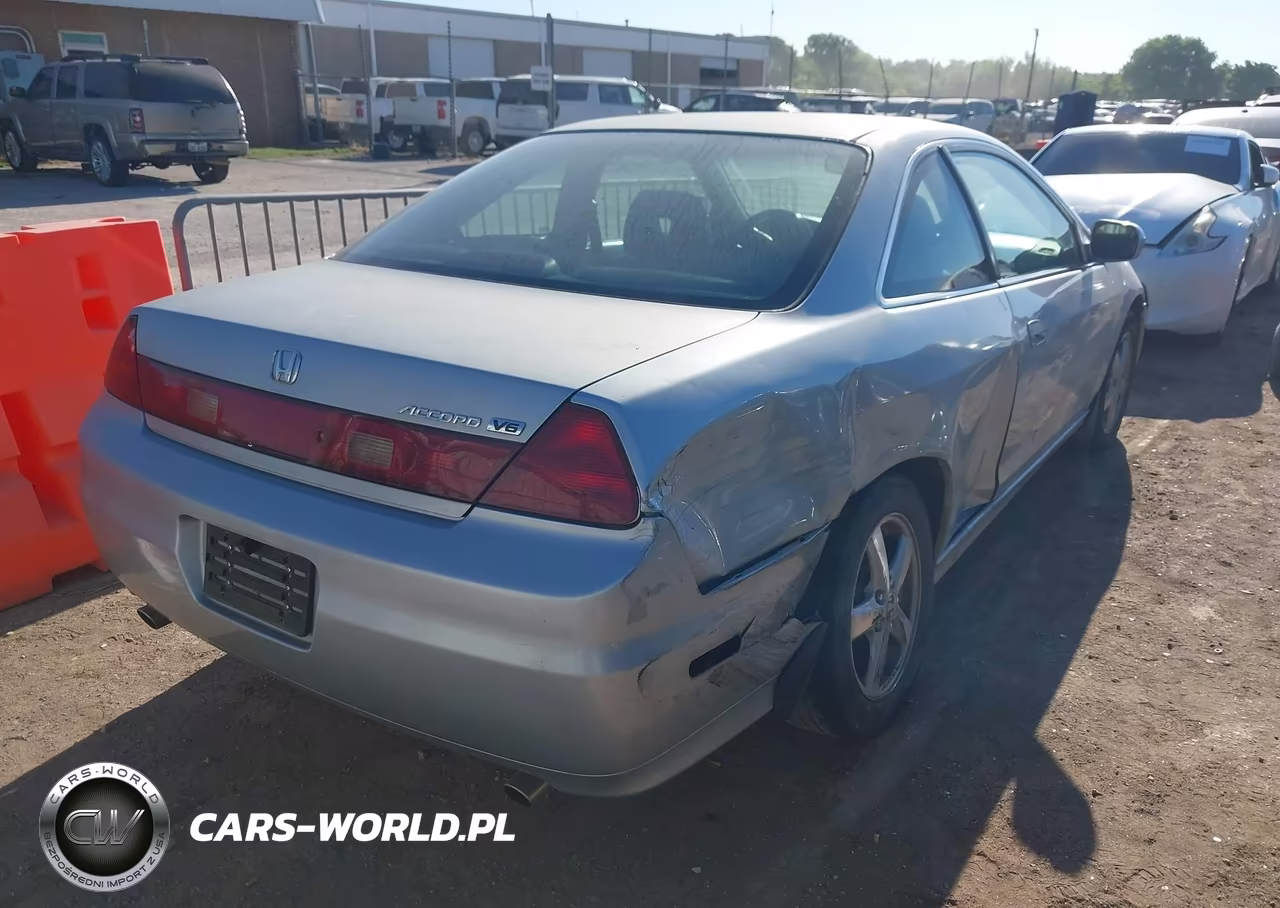 2002 Honda Accord 3.0 Ex VIN:1HGCG22502A010779 - 4