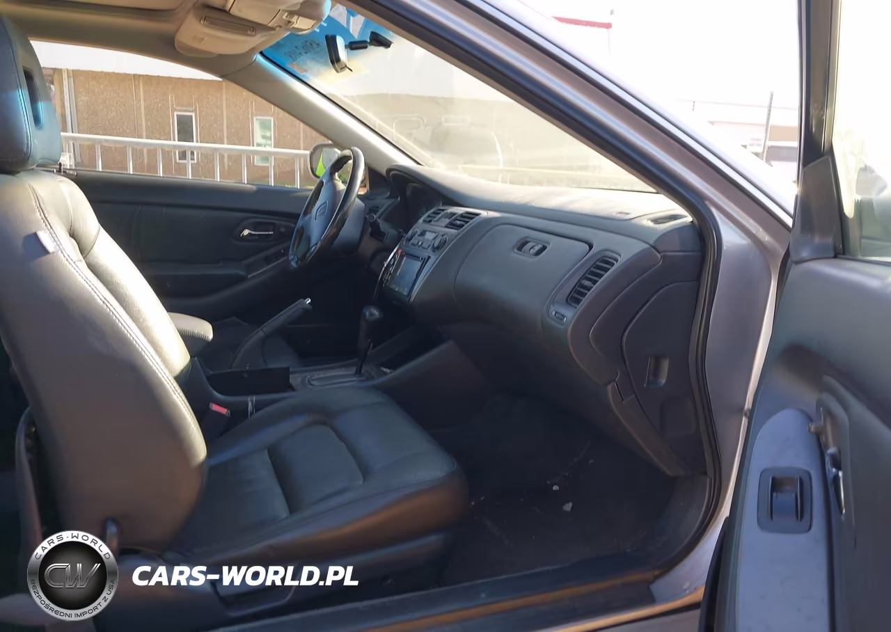 2002 Honda Accord 3.0 Ex VIN:1HGCG22502A010779 - 5