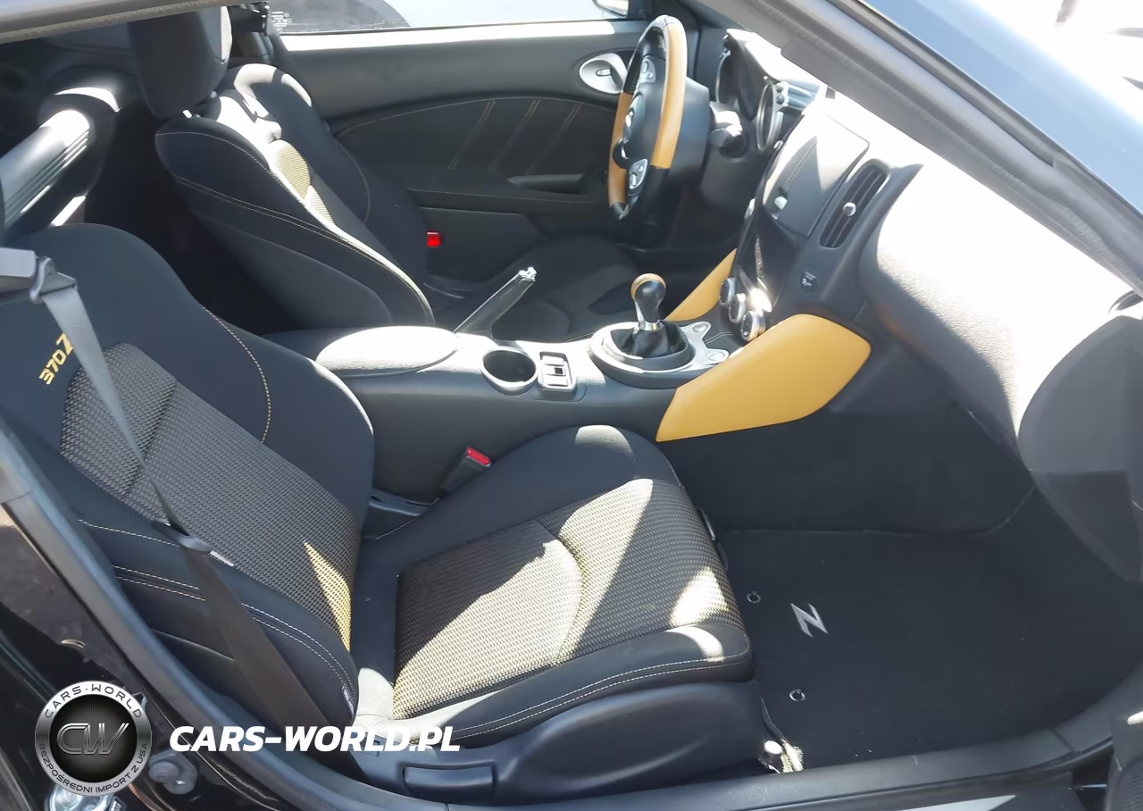 2019 Nissan 370Z VIN:JN1AZ4EH6KM421008 - 8