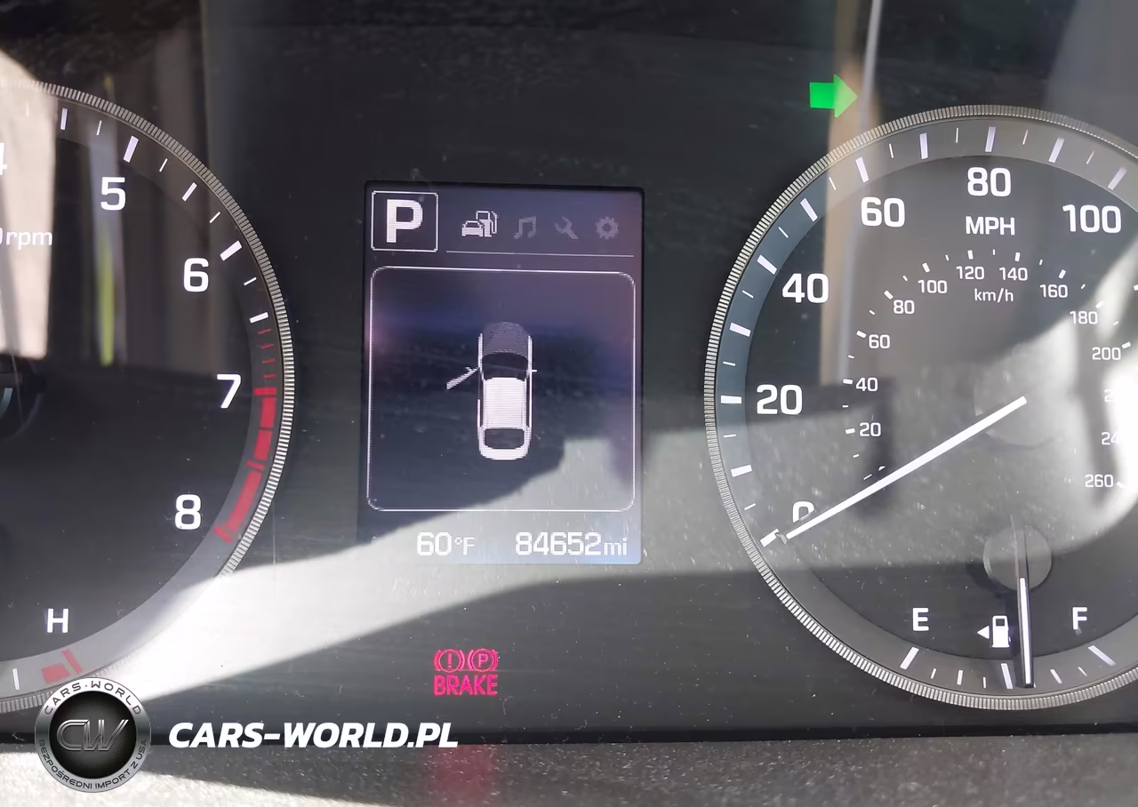2015 Hyundai Sonata Sport VIN:5NPE34AF8FH082210 - 15