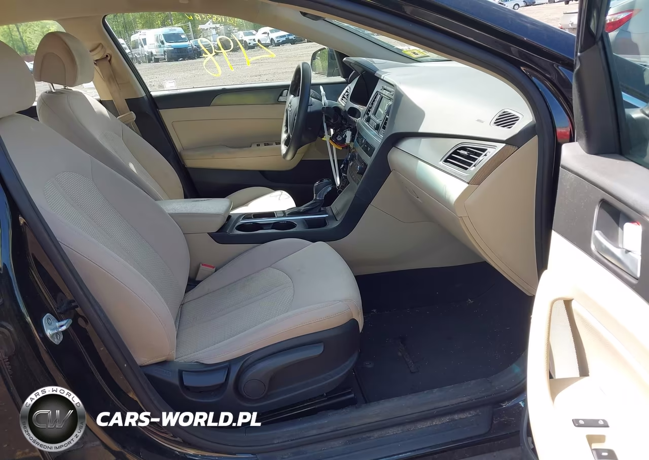 2015 Hyundai Sonata Sport VIN:5NPE34AF8FH082210 - 5