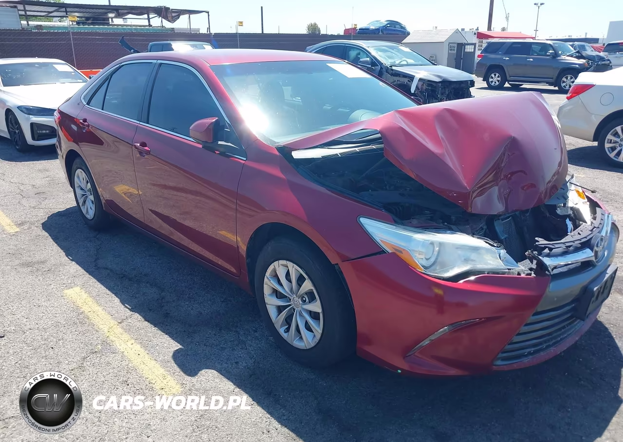 2016 Toyota Camry Le