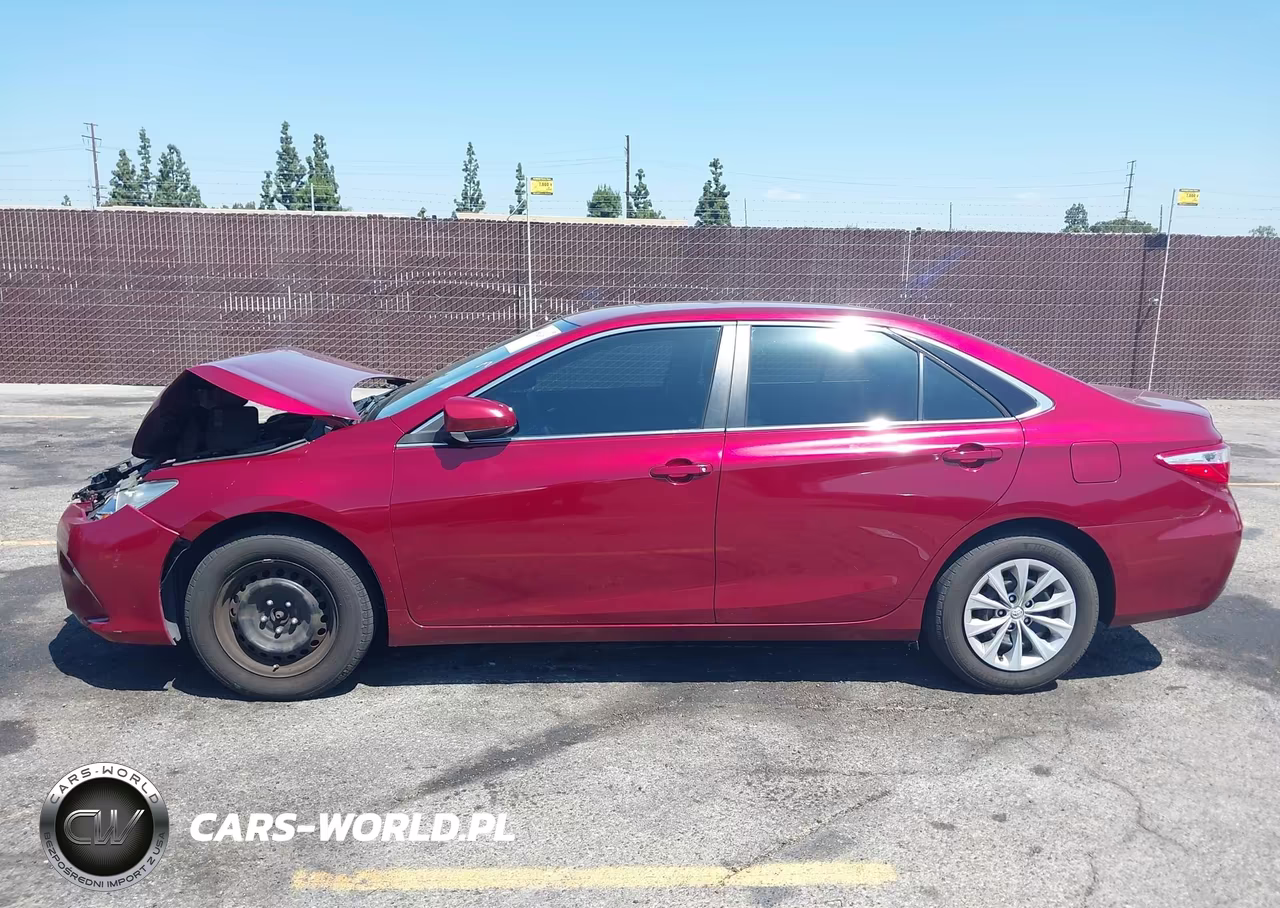 2016 Toyota Camry Le VIN:4T1BF1FK1GU596921 - 14