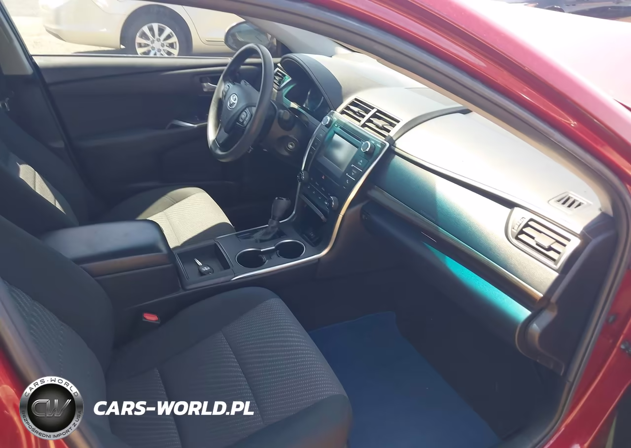 2016 Toyota Camry Le VIN:4T1BF1FK1GU596921 - 5