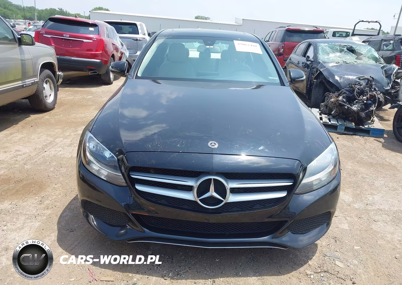2018 Mercedes-Benz C 300 VIN:55SWF4JB8JU273608 - 12
