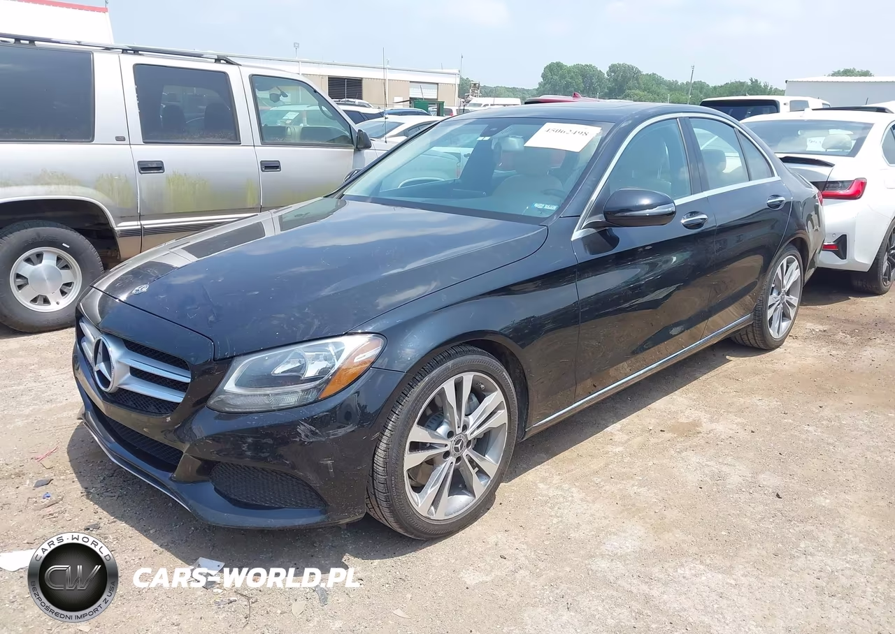 2018 Mercedes-Benz C 300 VIN:55SWF4JB8JU273608 - 2