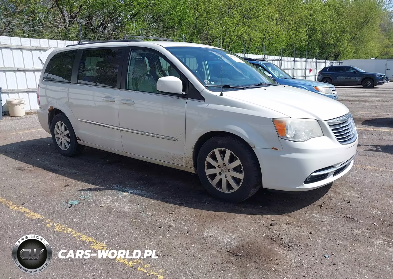 Główne zdjęcie 2013 Chrysler Town & Country Touring