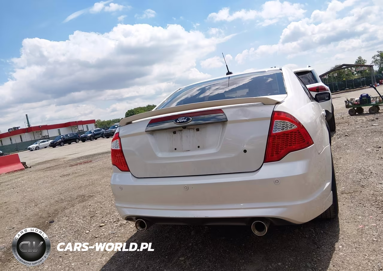 2012 Ford Fusion Sport VIN:3FAHP0KC4CR234321 - 16