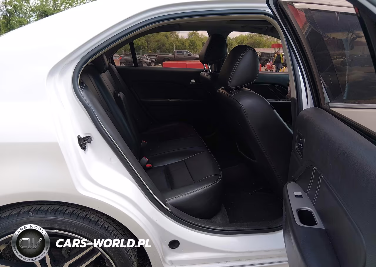 2012 Ford Fusion Sport VIN:3FAHP0KC4CR234321 - 8
