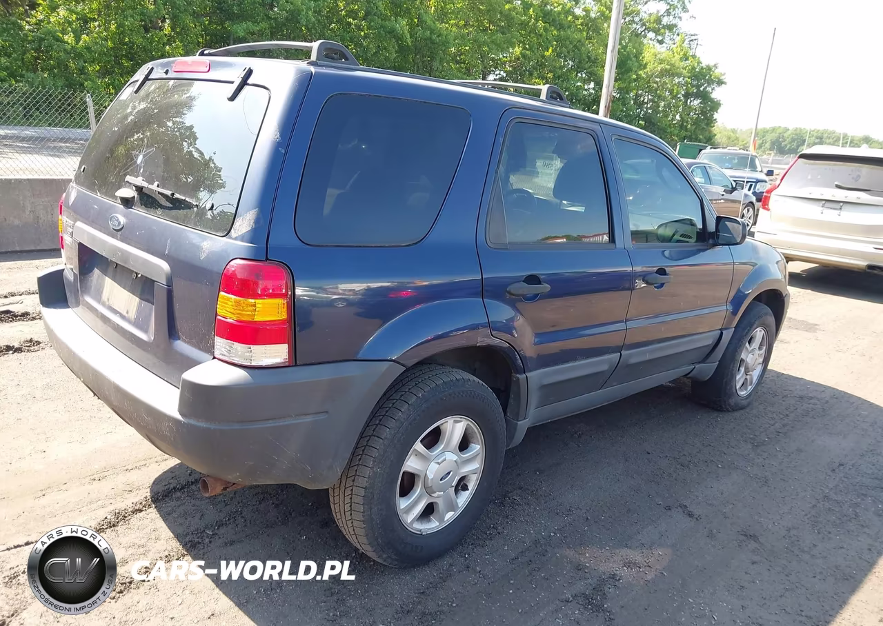 2003 Ford Escape Xlt VIN:1FMYU93123KA52699 - 4