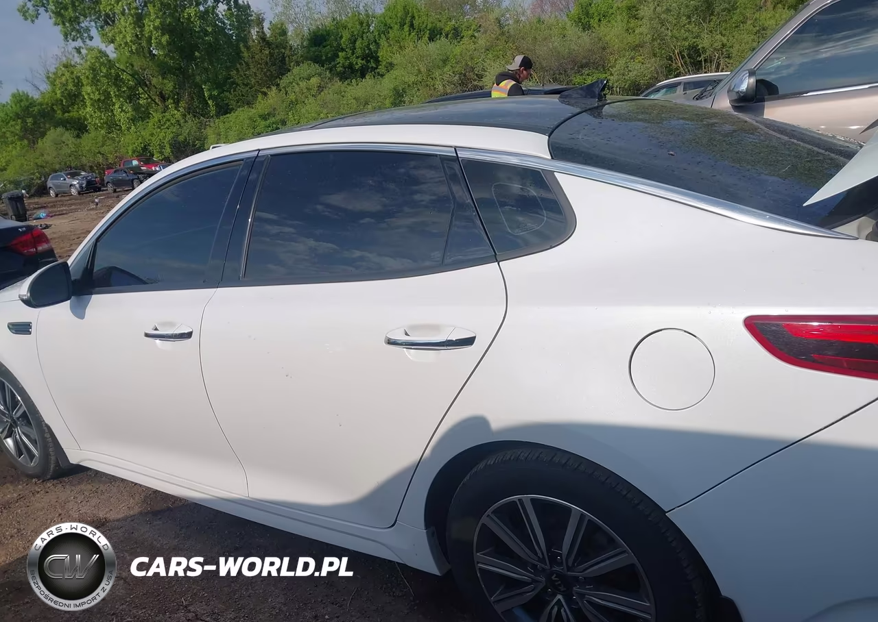 2020 Kia Optima Ex Premium VIN:5XXGU4L17LG444817 - 15