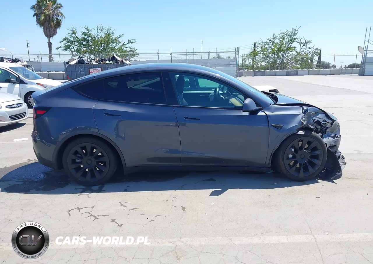 2023 Tesla Model Y Awd-Long Range Dual Motor All-Wheel Drive VIN:7SAYGDEE4PA025358 - 14