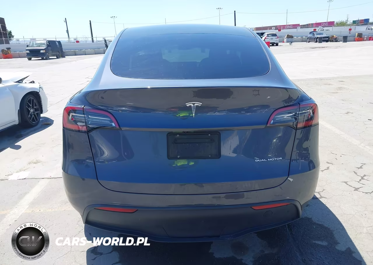 2023 Tesla Model Y Awd-Long Range Dual Motor All-Wheel Drive VIN:7SAYGDEE4PA025358 - 17