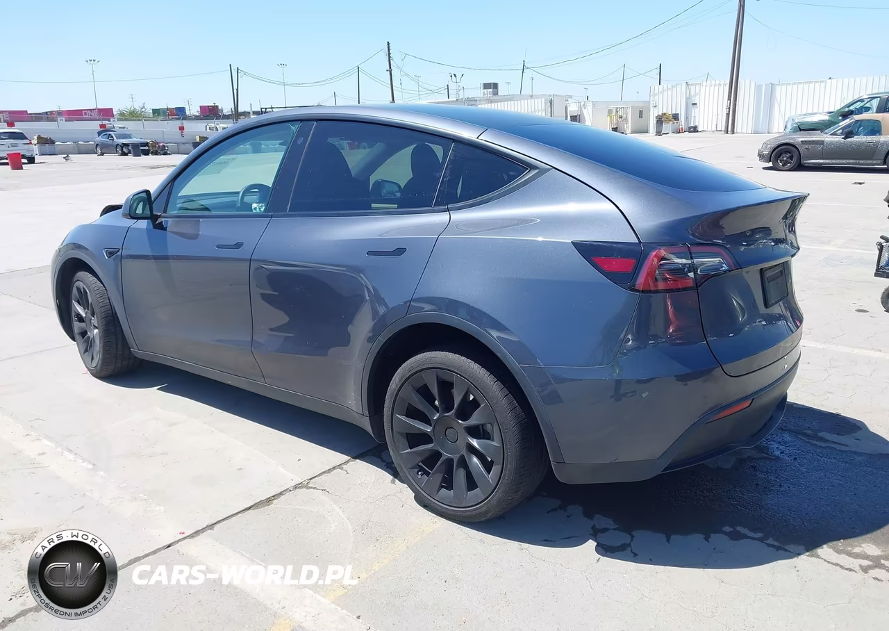 2023 Tesla Model Y Awd-Long Range Dual Motor All-Wheel Drive VIN:7SAYGDEE4PA025358 - 3