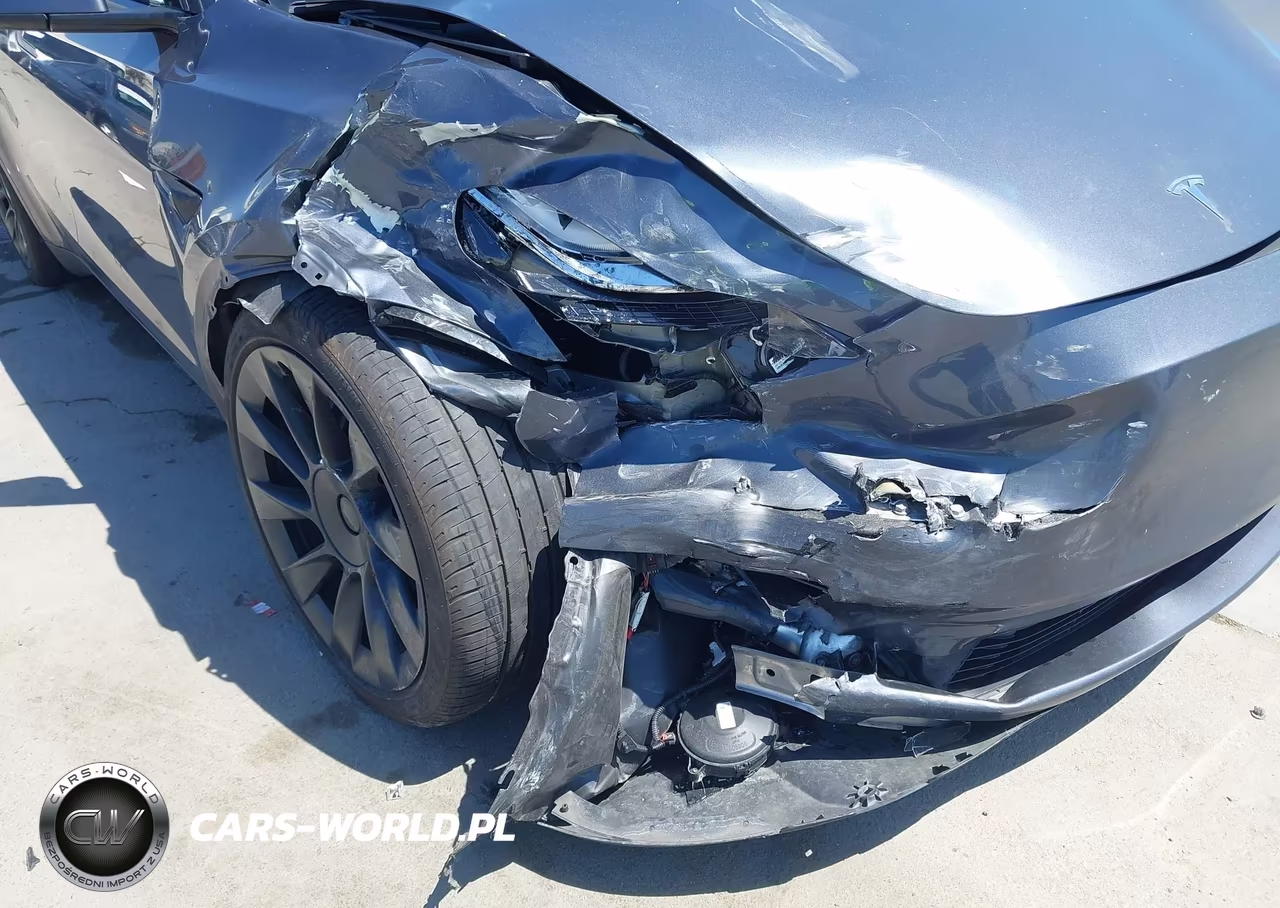 2023 Tesla Model Y Awd-Long Range Dual Motor All-Wheel Drive VIN:7SAYGDEE4PA025358 - 6