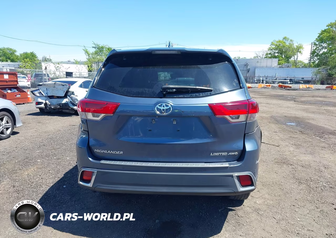 2017 Toyota Highlander Limited Platinum VIN:5TDDZRFH7HS435213 - 16