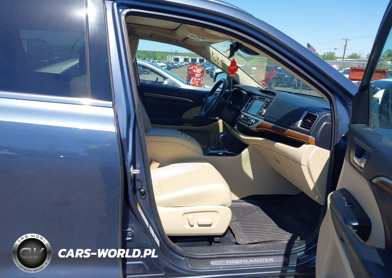 2017 Toyota Highlander Limited Platinum VIN:5TDDZRFH7HS435213 - 5