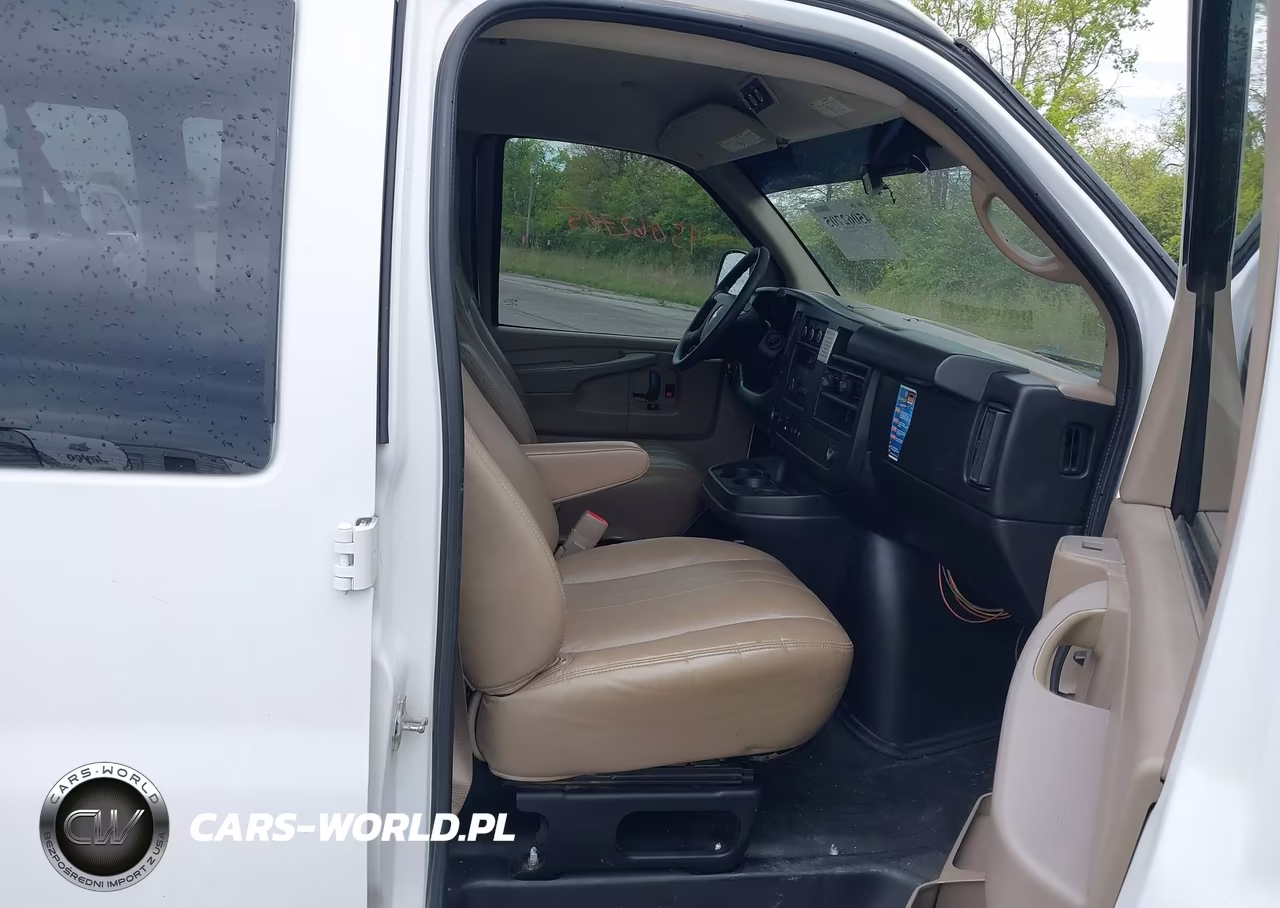 2014 Chevrolet Express 3500 Ls VIN:1GAZGZFAXE1123385 - 5